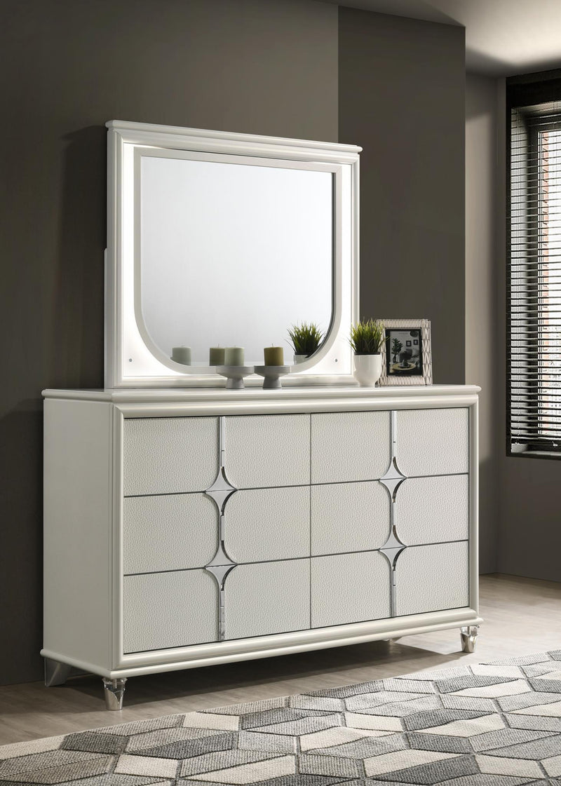 B025 - Mirror - White
