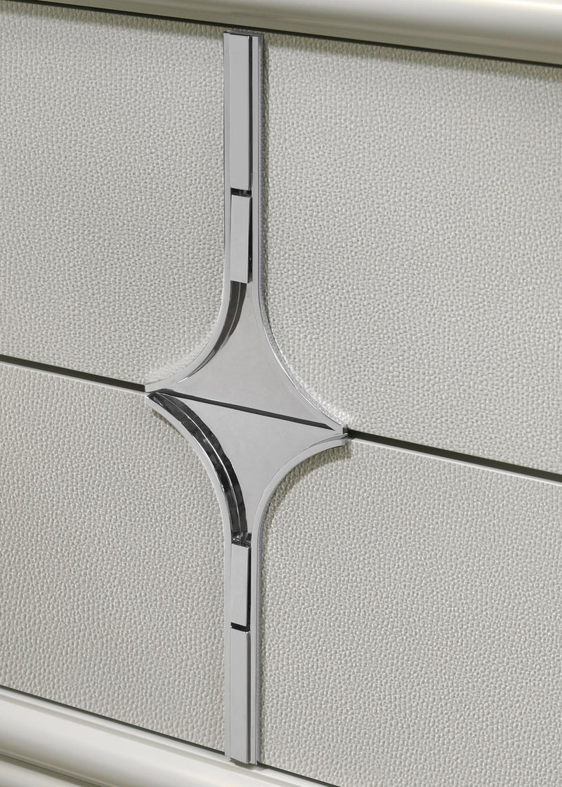 B025 - Nightstand - White