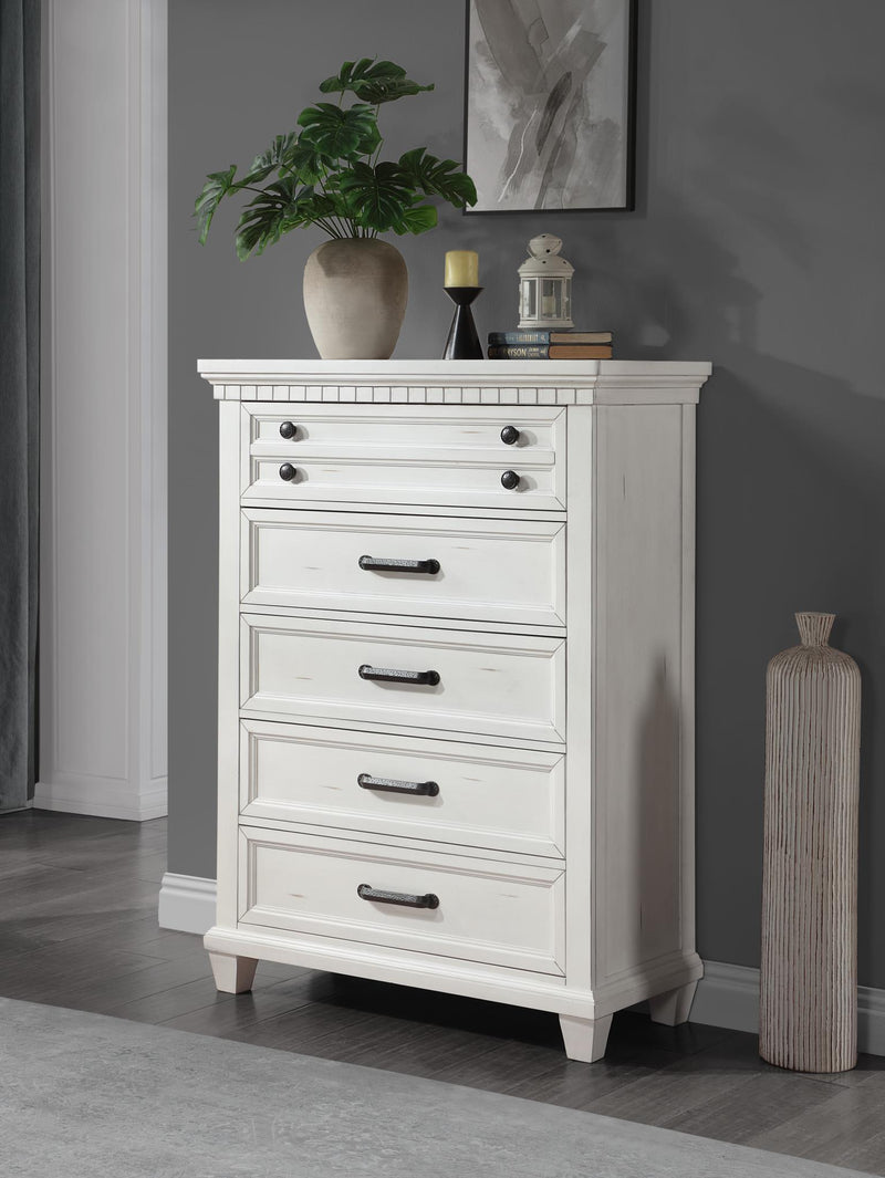 B078 - Chest - White