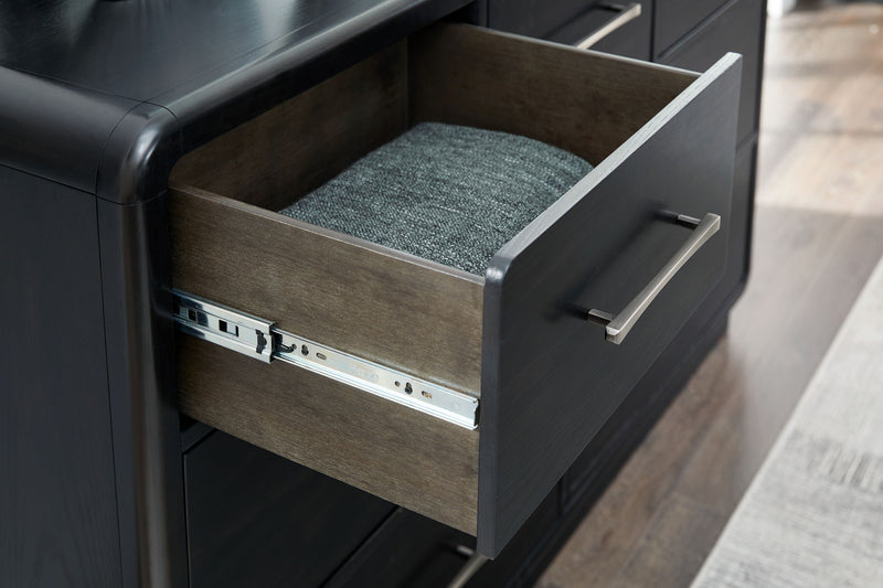 Rowanbeck - Five Drawer Chest - Black