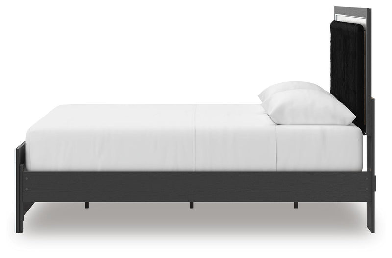 Zuraleus - 4 Pc. - Queen Upholstered Bed With Roll Slats, Dresser, Mirror And Nightstand - Black