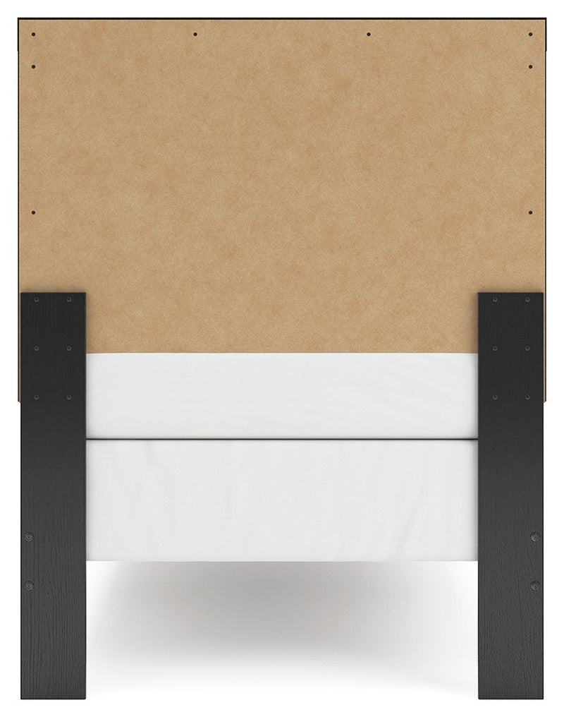 Broachmyn - Panel Bedroom Set