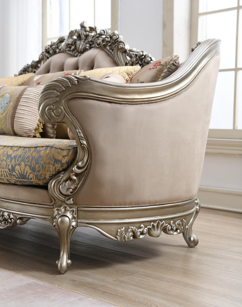 U197 - Traditional Sofa - Brown