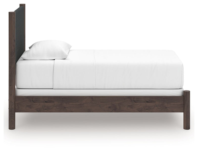 Pamytta - Upholstered Panel Bedroom Set