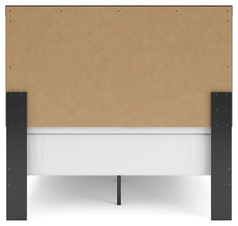 Broachmyn - Panel Bedroom Set