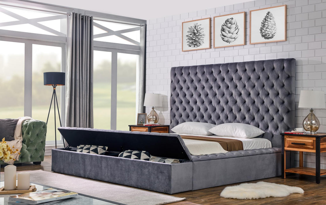 BEDROOM SET