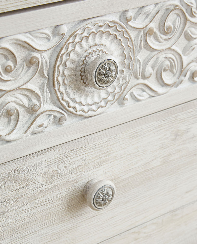 Paxberry - Six Drawer Dresser - Vinyl-Wrapped - Whitewash