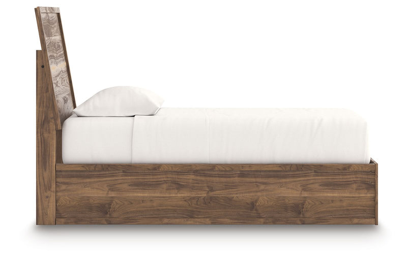 Chirason - Panel Platform Bedroom Set