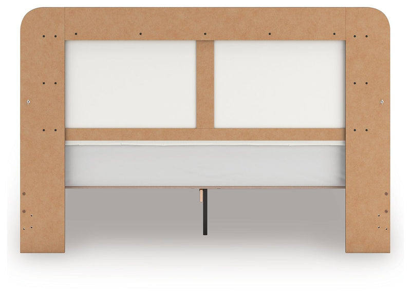Kendanport - 4 Pc. - King Platform Bed, Dresser, Mirror And Nightstand - Brown / White