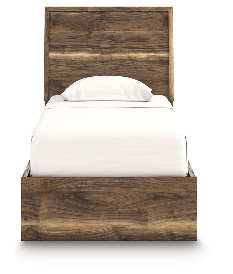 Chirason - Panel Platform Bedroom Set