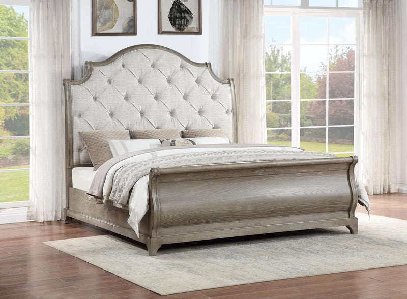 B022 - Bed