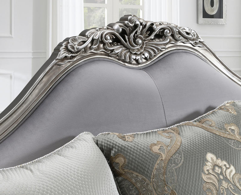 U198 - Traditional Loveseat - Gray