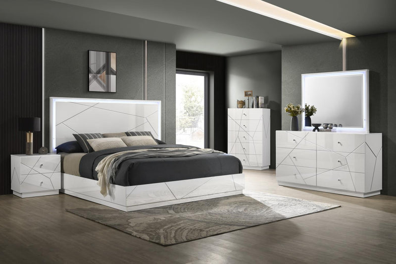 B121 - Line Chest - White / Gray