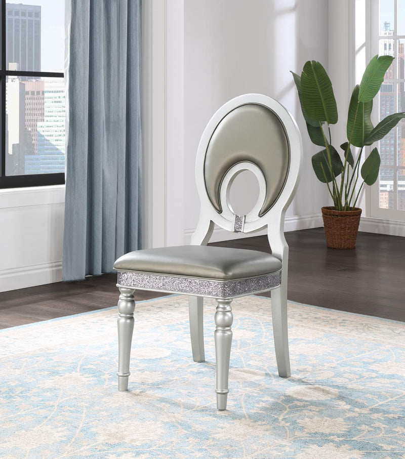 D107 - Dining Room Set