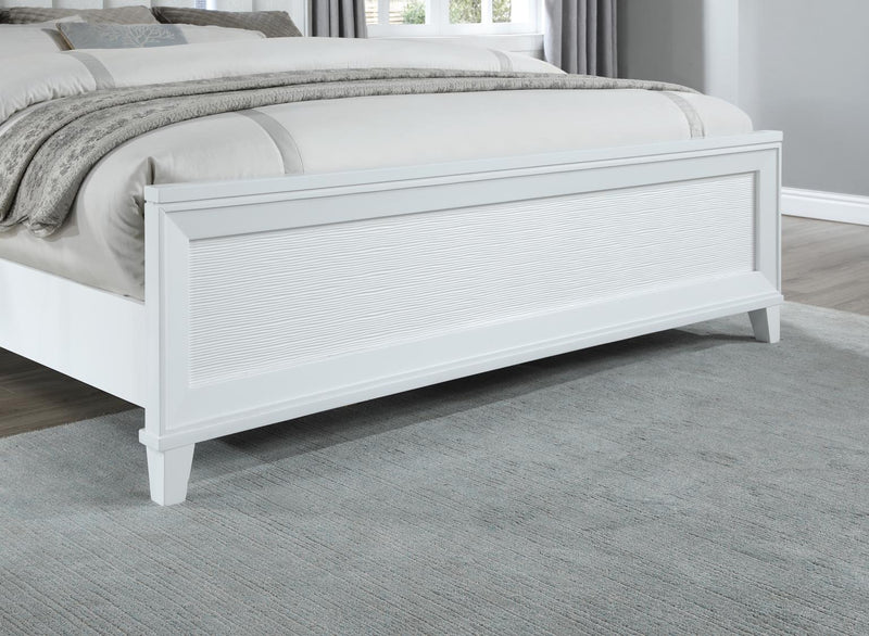 B240 - LED Bed